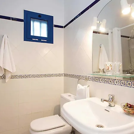 Awesome Puerto Del Carmen - 3 Bedrooms - Belgica Excelente - Close To Amenities - Air Conditioning Вилла